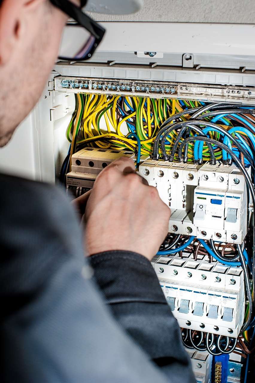 choosing the right electrician electrician, electric, electricity