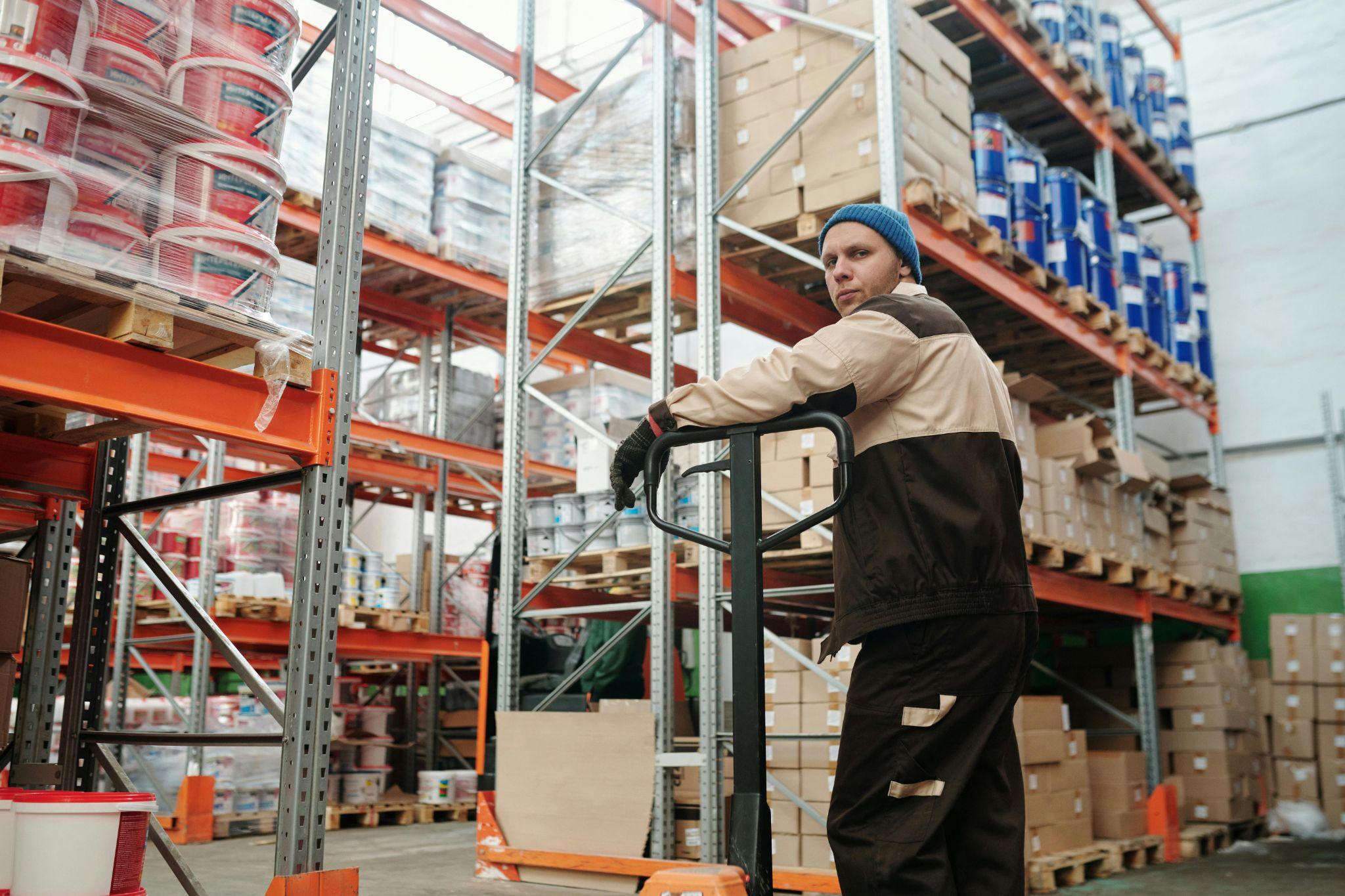 How to Reduce Warehouse Downtime: 7 Proven Strategies