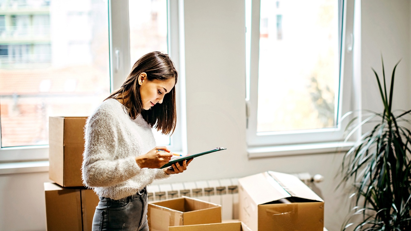 The Ultimate Moving Across the Country Checklist in 2026
